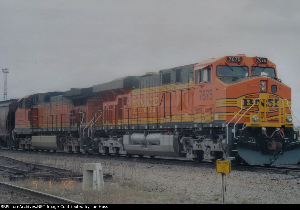 BNSF 7675 West